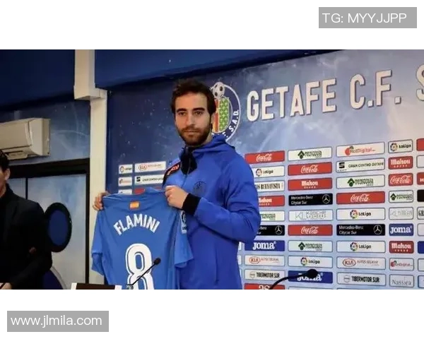 足球明星的财富揭秘他们的奢华生活与豪华消费背后的真实故事