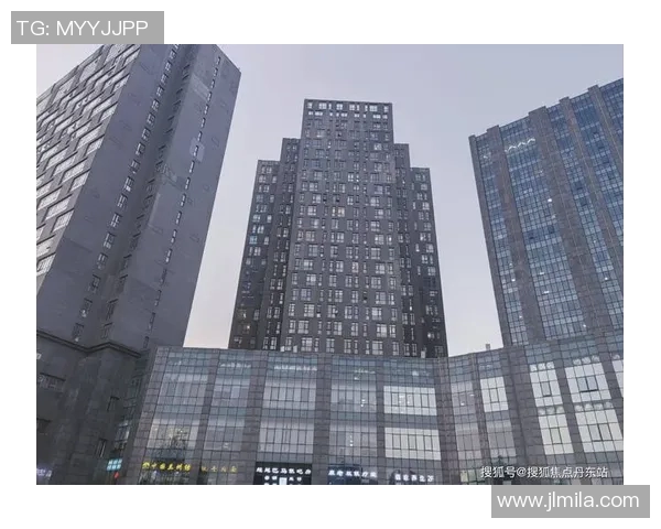 全球著名足球明星英文名大全及其辉煌成就解析