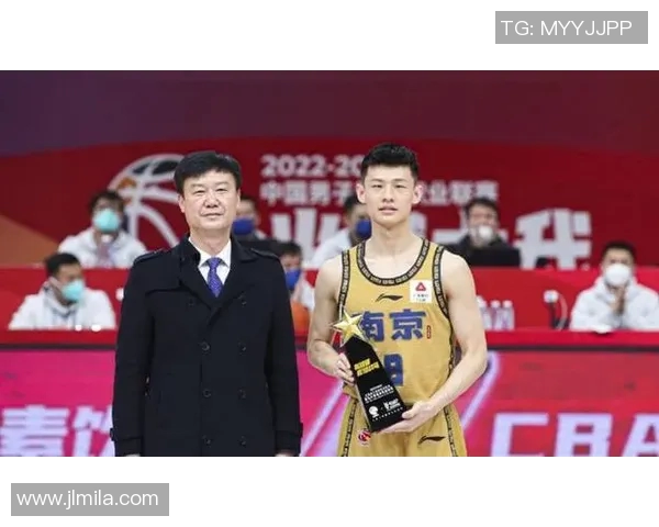 南京同曦迎战辽篮全力争胜双方球员状态分析与比赛前瞻